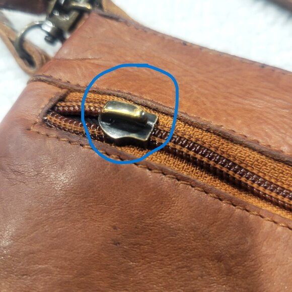 COCHOA Crossbody Sling Bag Small Caramel Brown Leather Purse Vintage - Picture 9 of 13